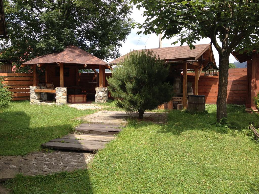 "Будиночок Гедоніста" Tukhlya Exterior photo